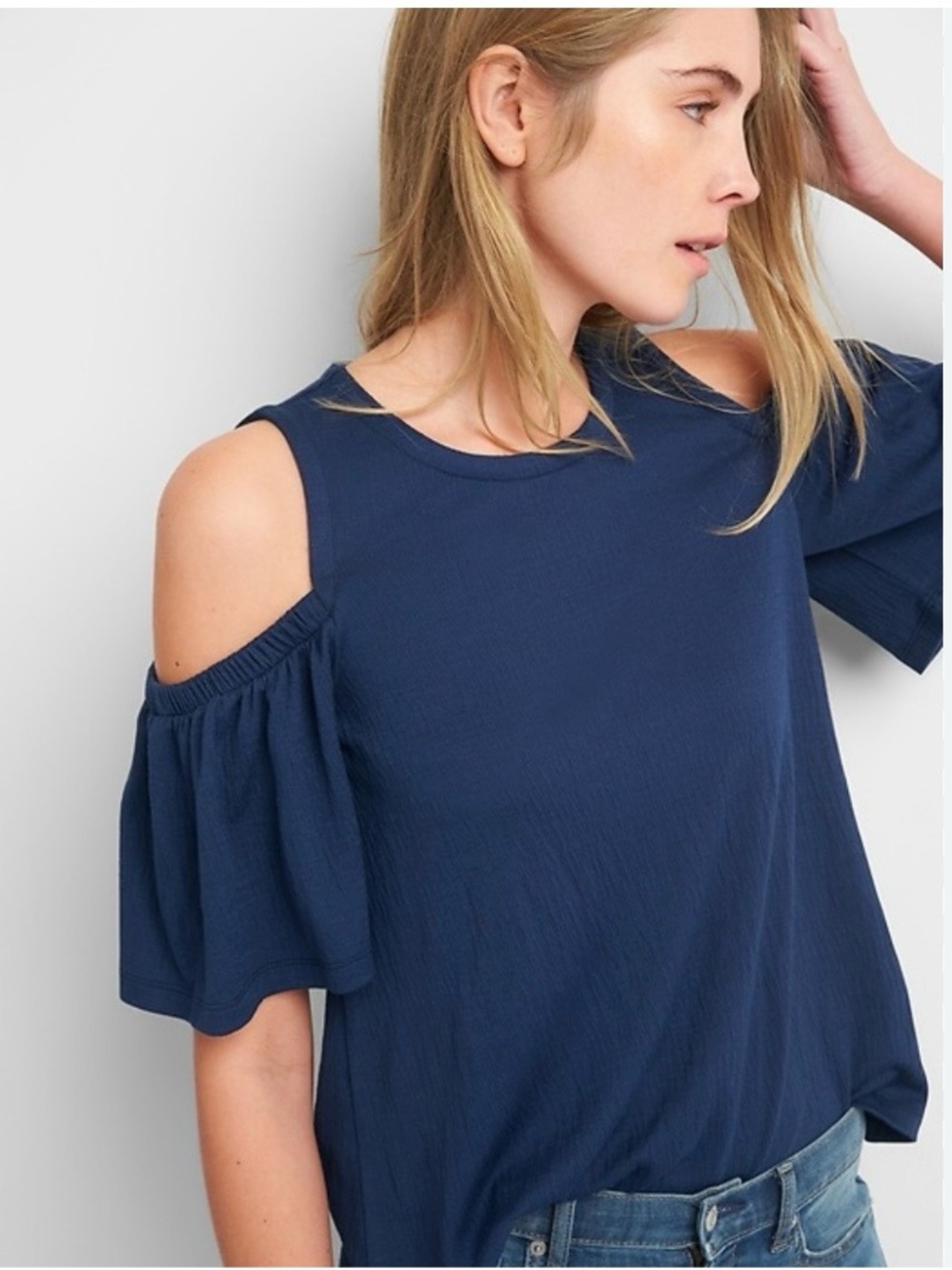 🆕-Gap Cold Shoulder Flutter Sleeve Swing Top. Size: XL